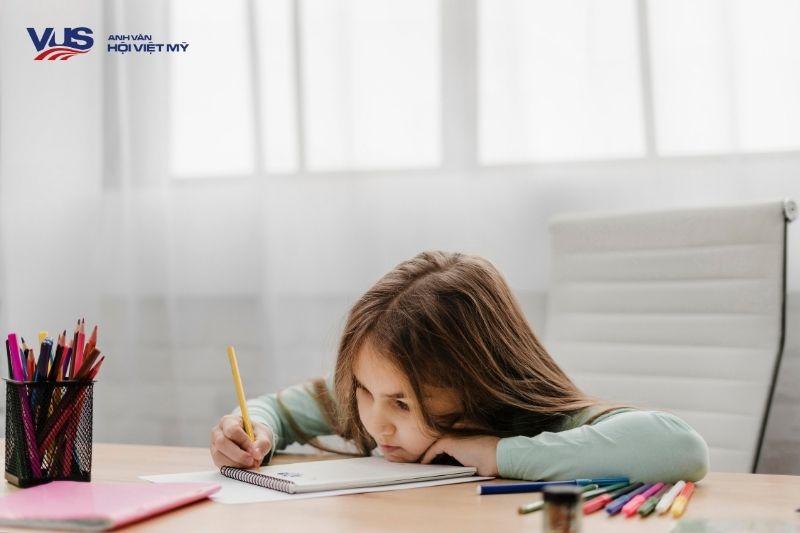 Bài tập tiếng anh cho bé 5 tuổi