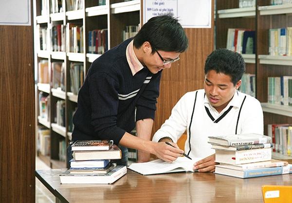 140903-tu-hoc-tieng-anh-cei-vietnam1