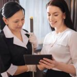 15 mẫu câu tiếng Anh giao tiếp cơ bản Housekeeping cần biết
