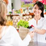 45+ Mẫu câu tiếng Anh giao tiếp bán hàng